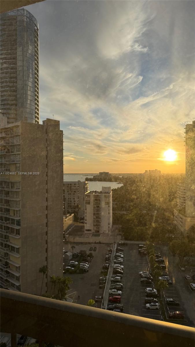 2333 Brickell Ave #1814, Miami FL 33129