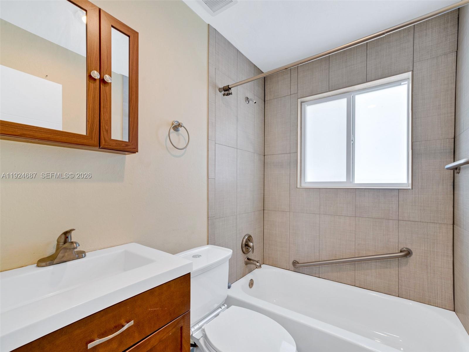 1520 NE 14th Ter #., Fort Lauderdale FL 33304