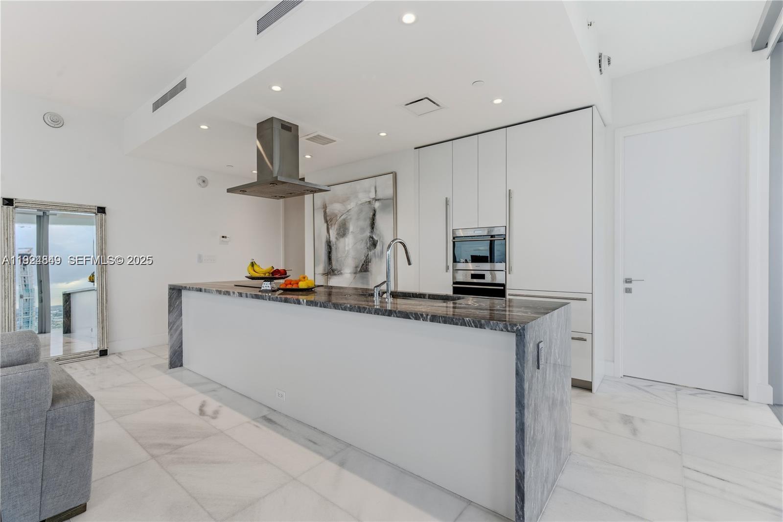 700 NE 26th Ter #3406, Miami FL 33137