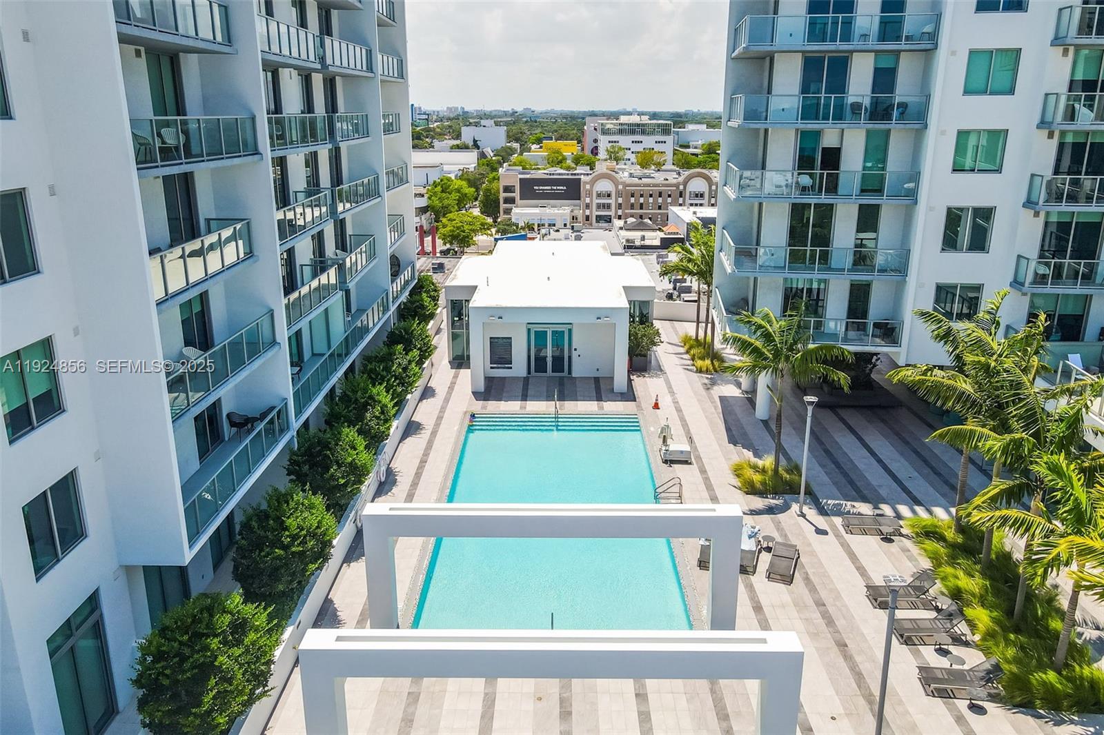 3900 Biscayne Blvd #S-312, Miami FL 33137