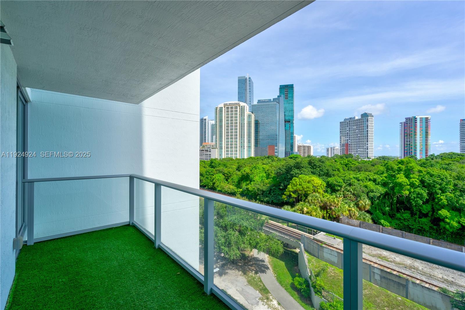 1600 SW 1st Ave #603, Miami FL 33129