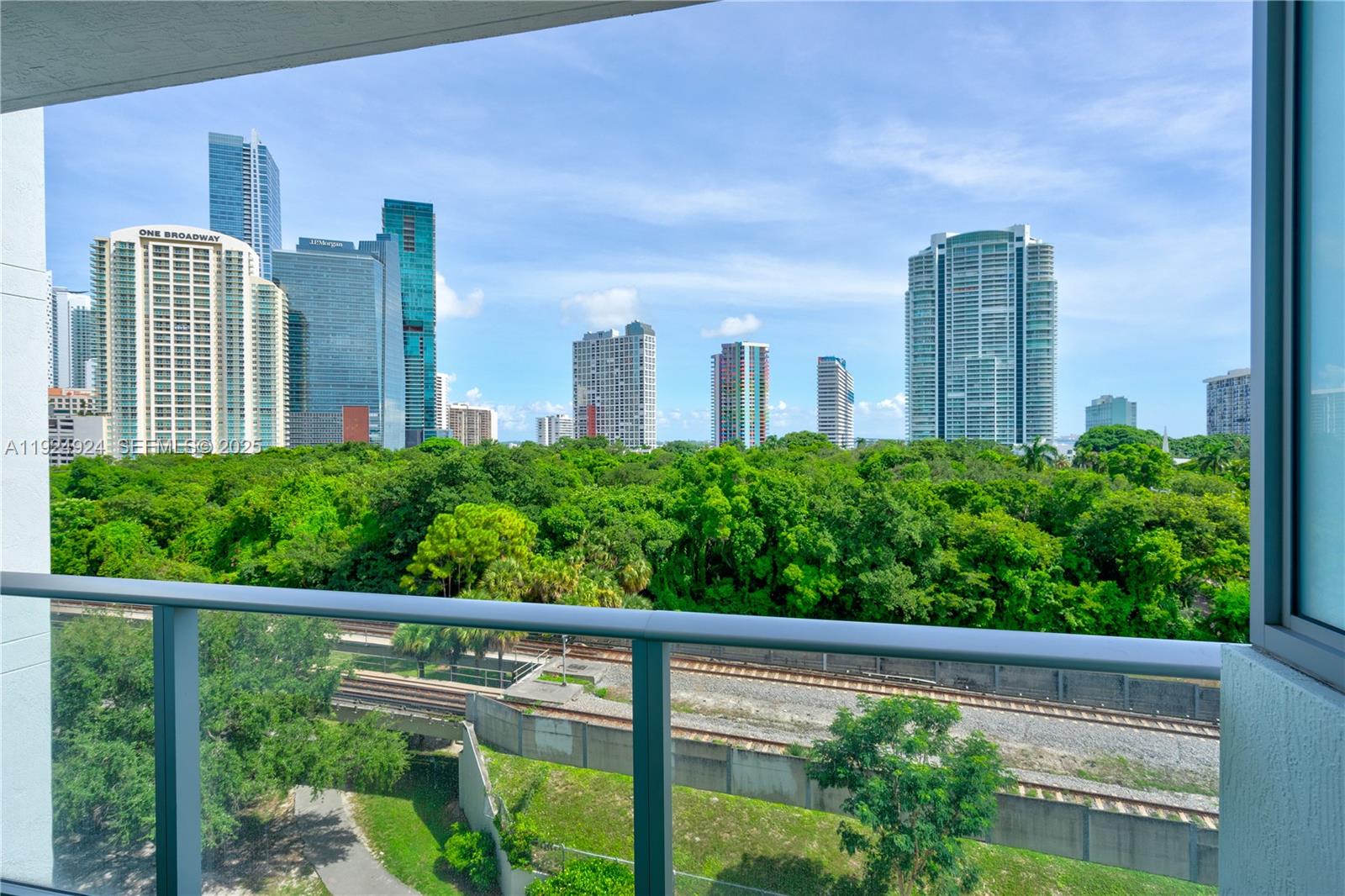 1600 SW 1st Ave #603, Miami FL 33129