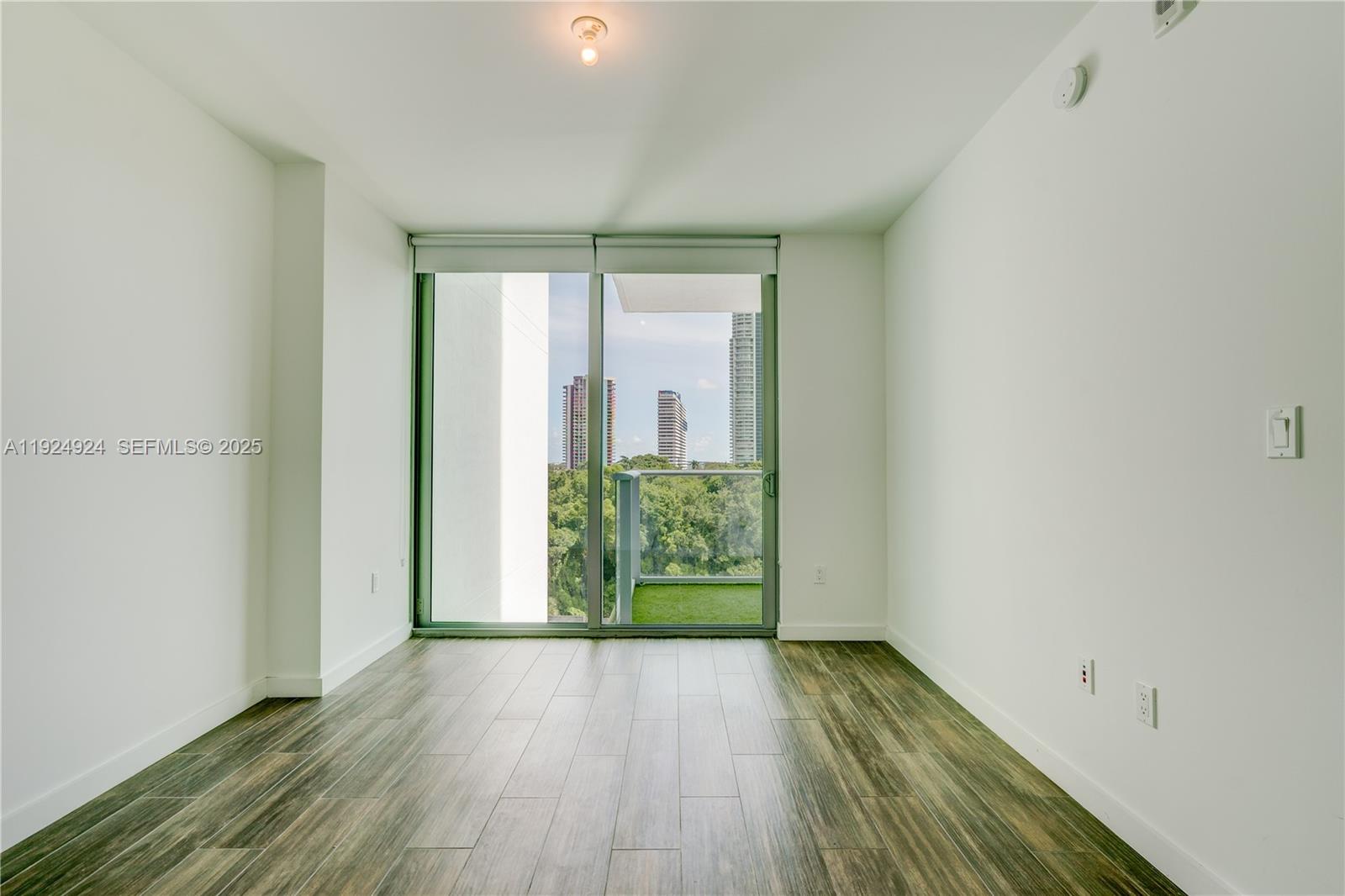 1600 SW 1st Ave #603, Miami FL 33129