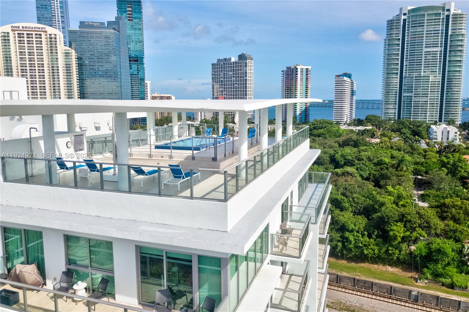 1600 SW 1st Ave #603, Miami FL 33129
