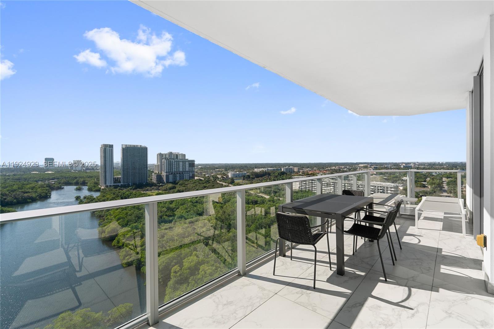 17111 Biscayne Blvd #2002, North Miami Beach FL 33160