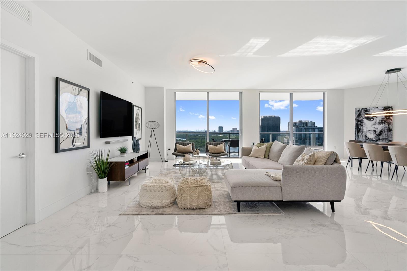 17111 Biscayne Blvd #2002, North Miami Beach FL 33160