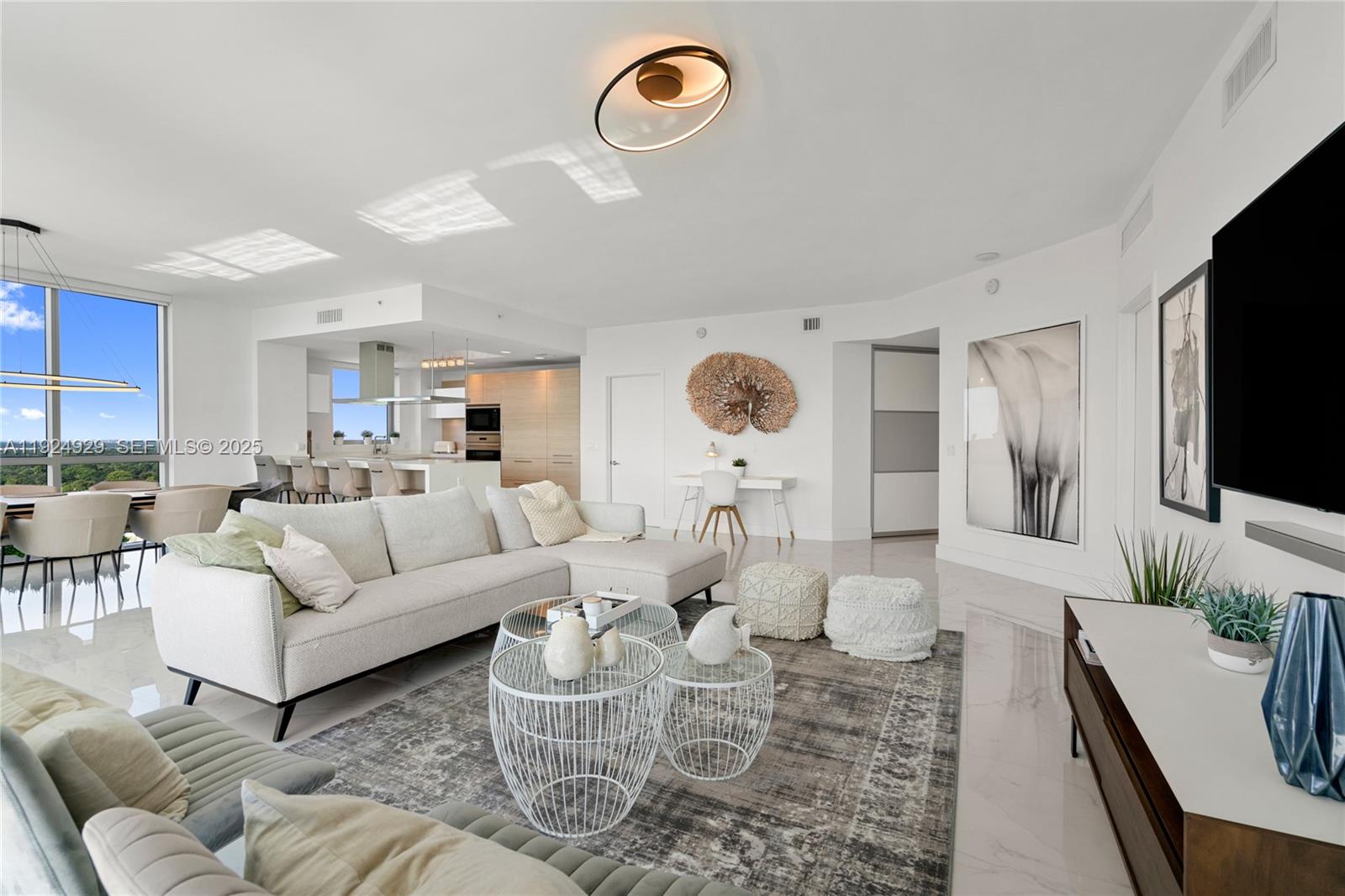 17111 Biscayne Blvd #2002, North Miami Beach FL 33160