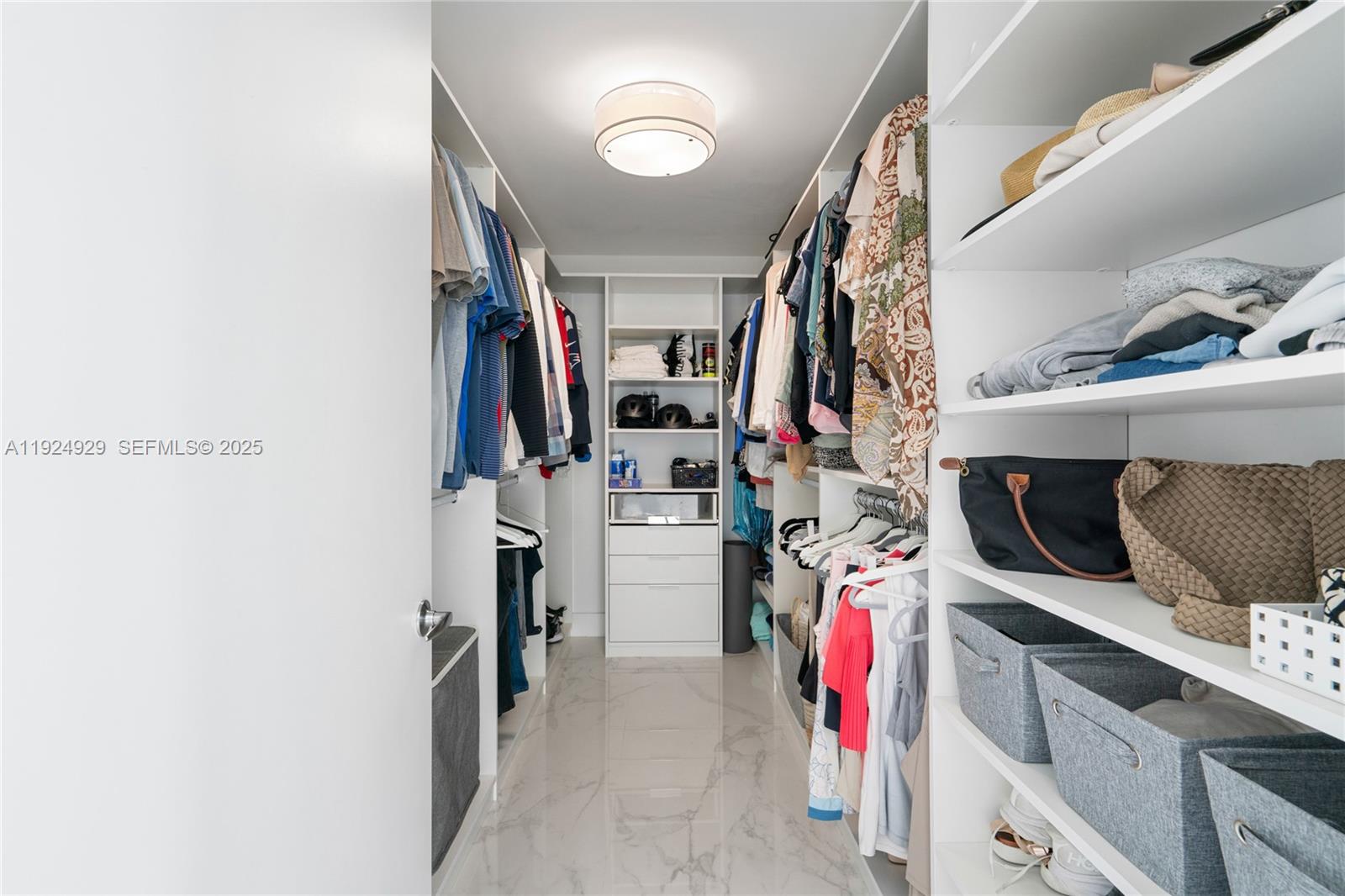 17111 Biscayne Blvd #2002, North Miami Beach FL 33160
