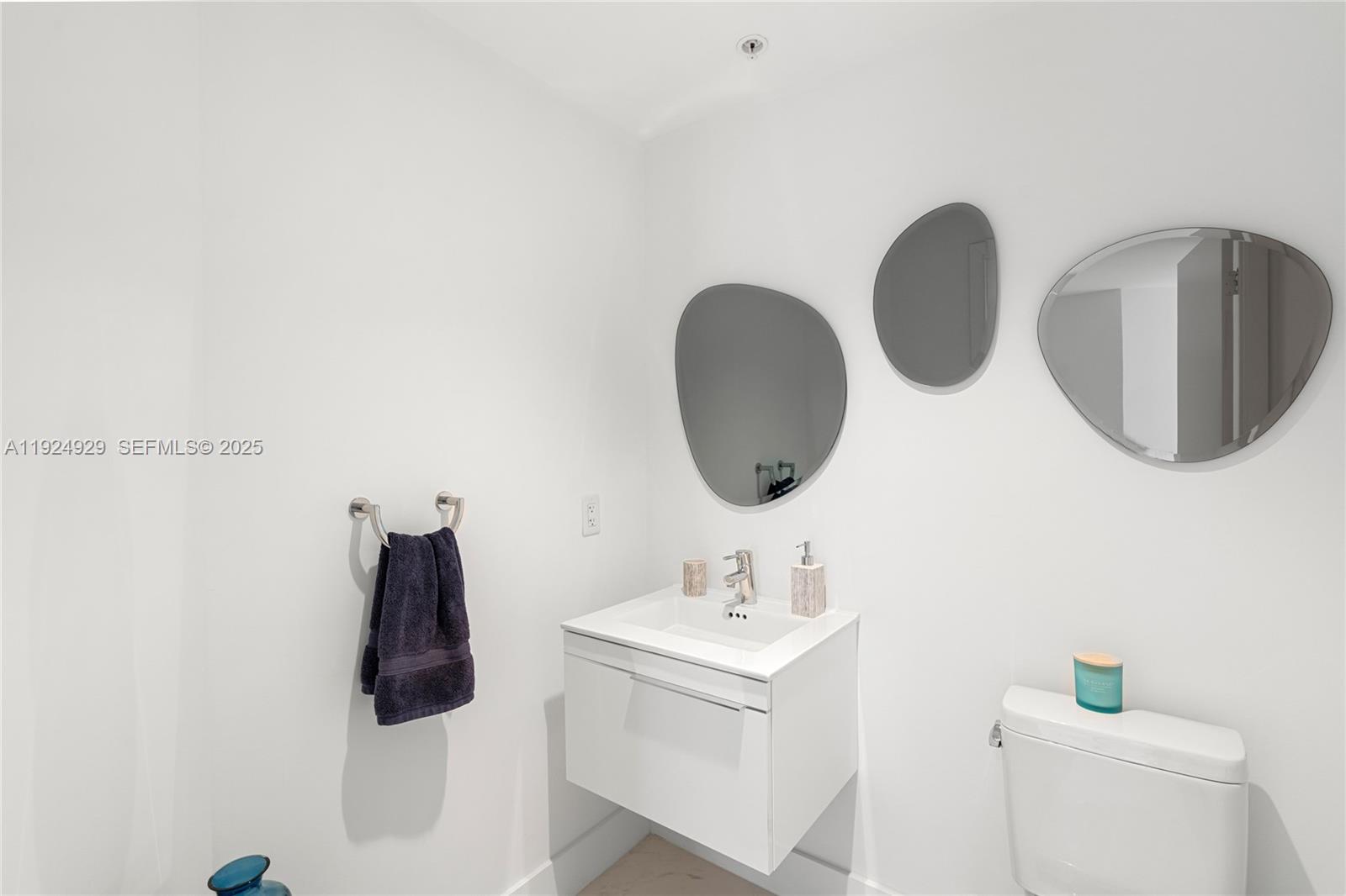 17111 Biscayne Blvd #2002, North Miami Beach FL 33160