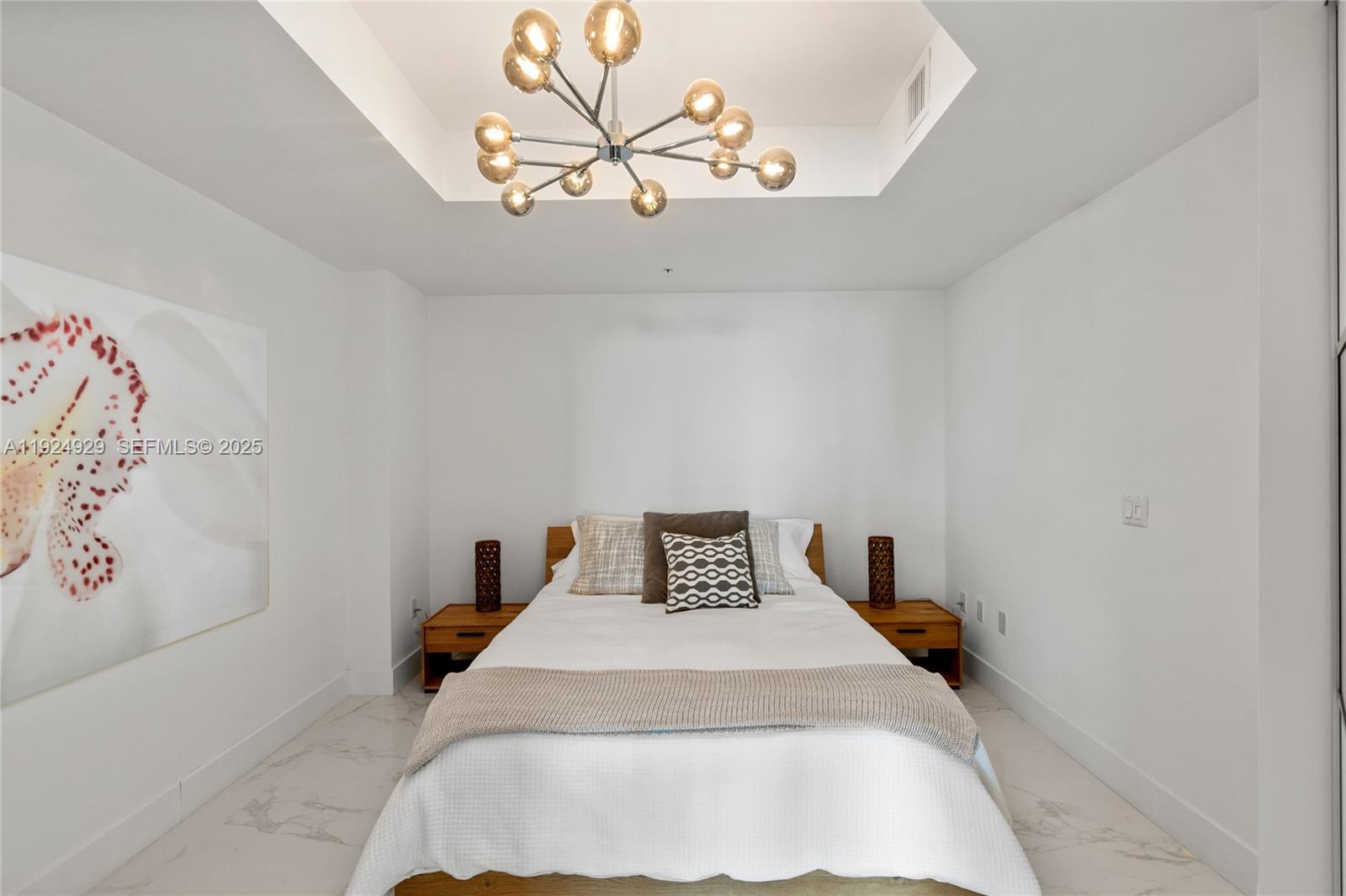 17111 Biscayne Blvd #2002, North Miami Beach FL 33160