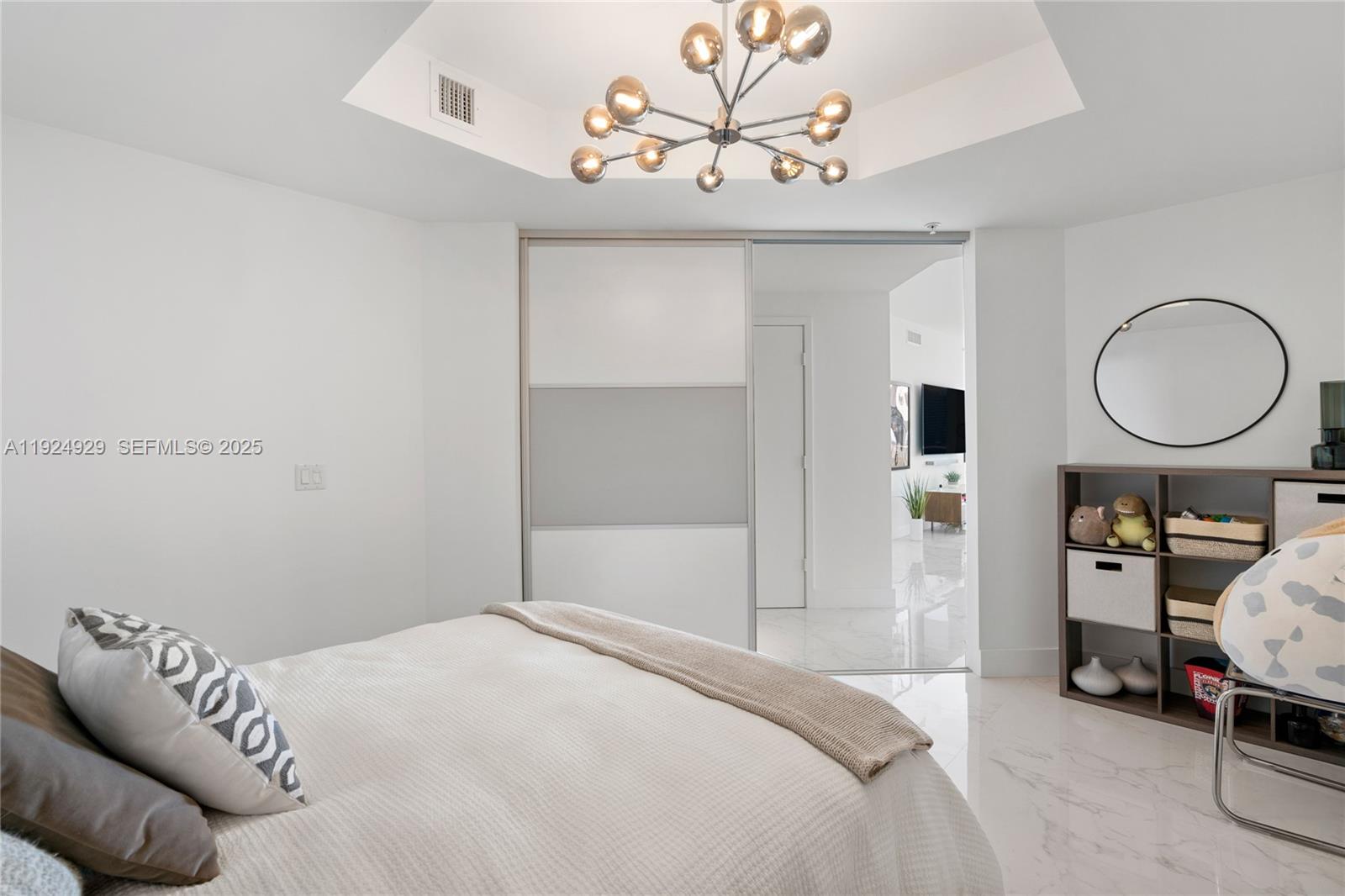 17111 Biscayne Blvd #2002, North Miami Beach FL 33160