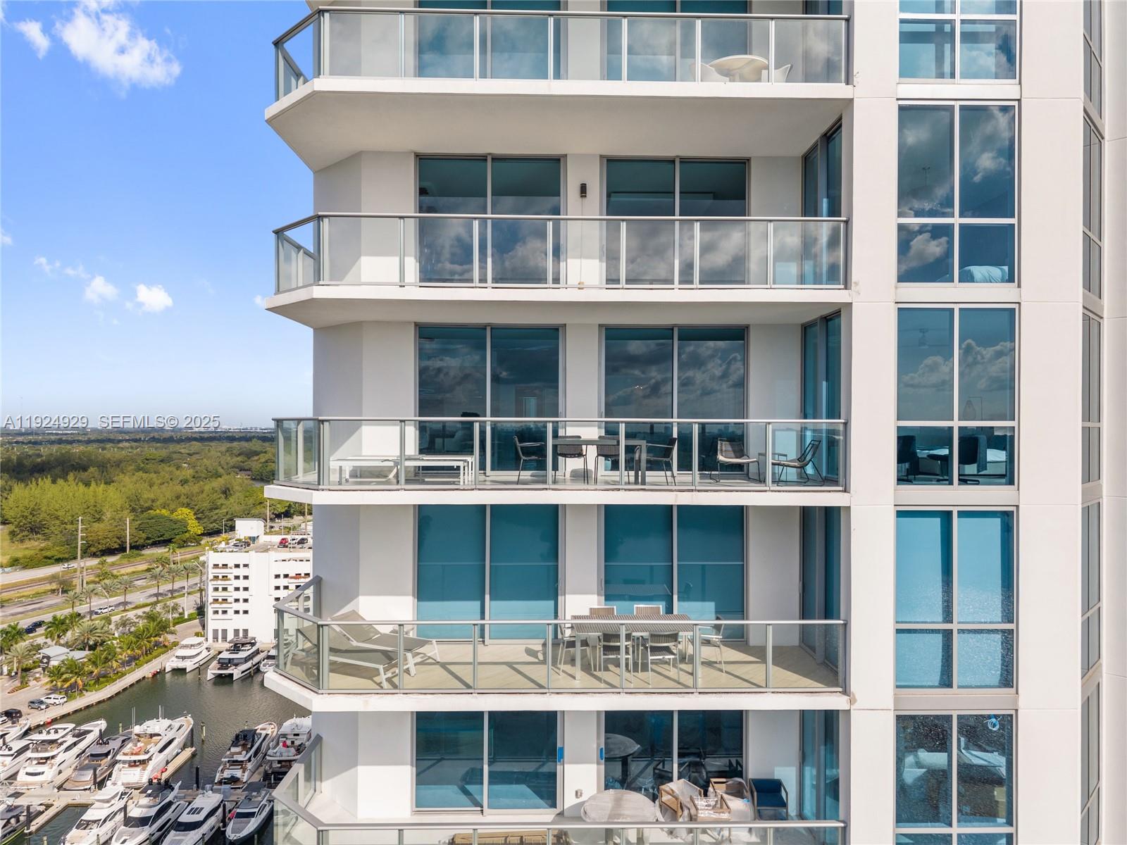 17111 Biscayne Blvd #2002, North Miami Beach FL 33160