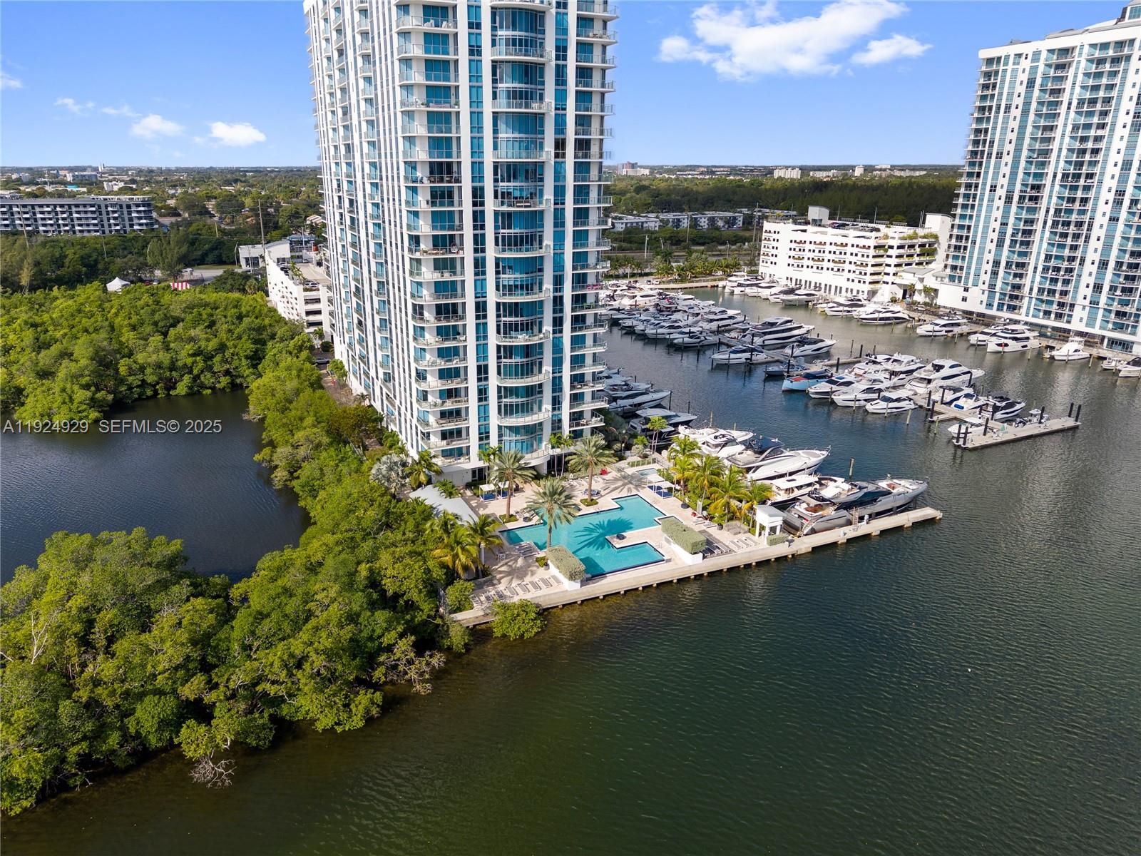 17111 Biscayne Blvd #2002, North Miami Beach FL 33160