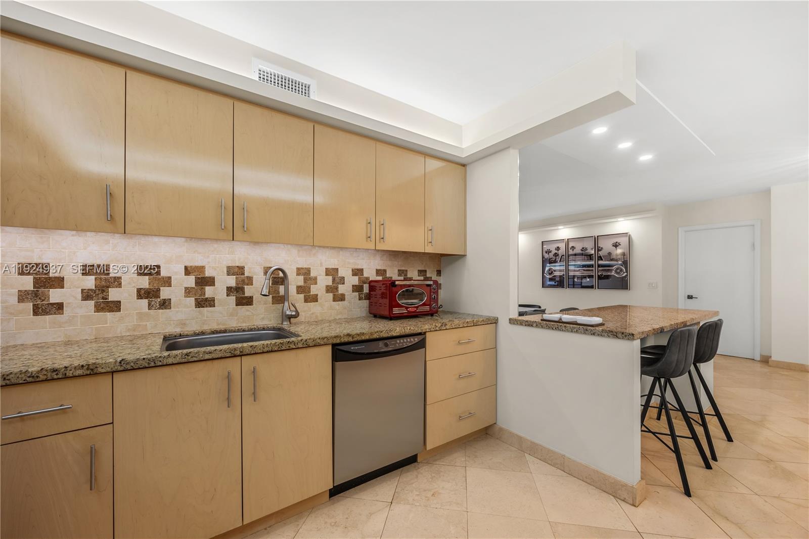 9801 Collins Ave #10G, Bal Harbour FL 33154