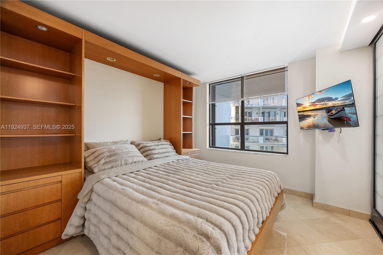 9801 Collins Ave #10G, Bal Harbour FL 33154