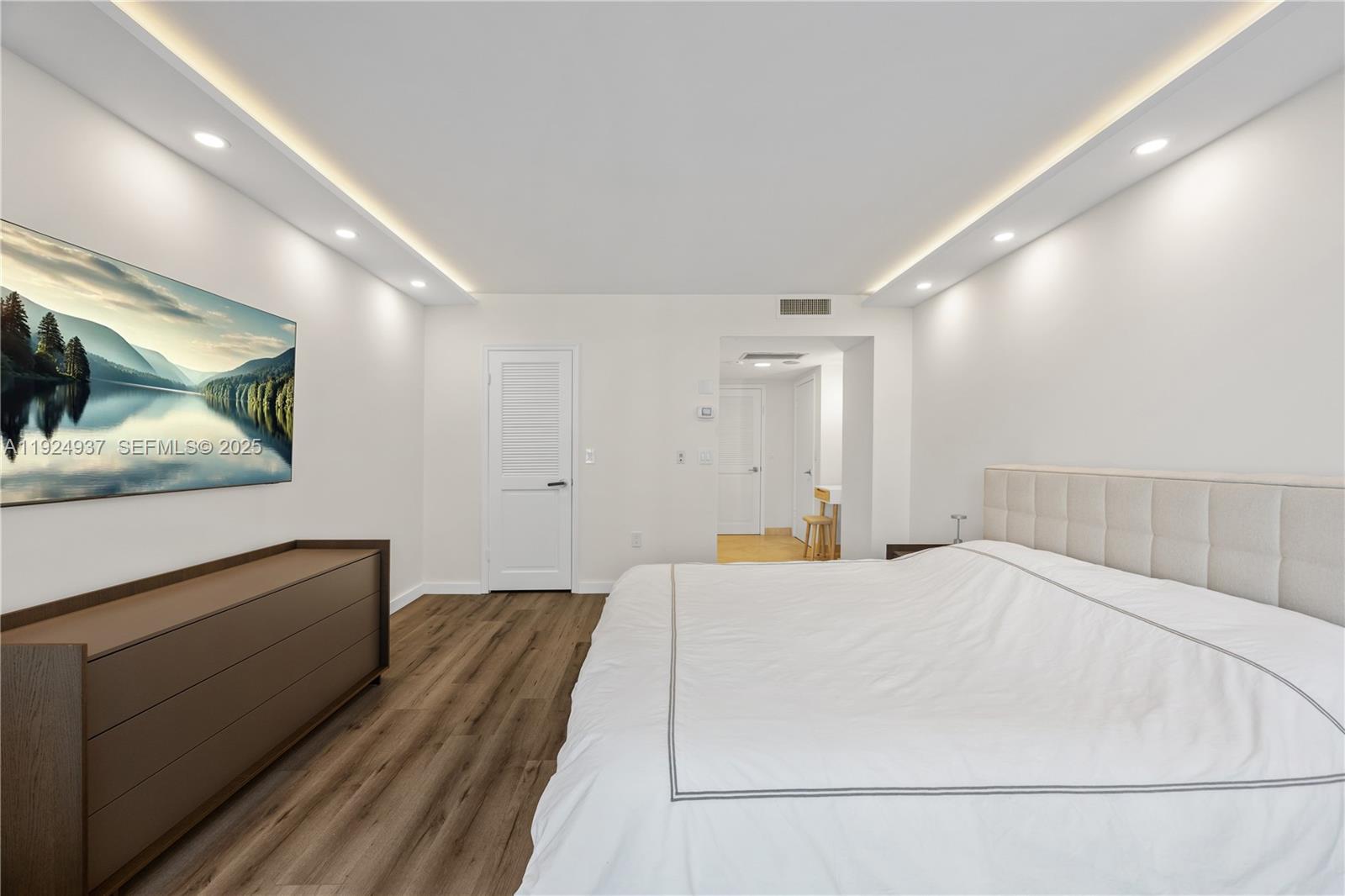9801 Collins Ave #10G, Bal Harbour FL 33154