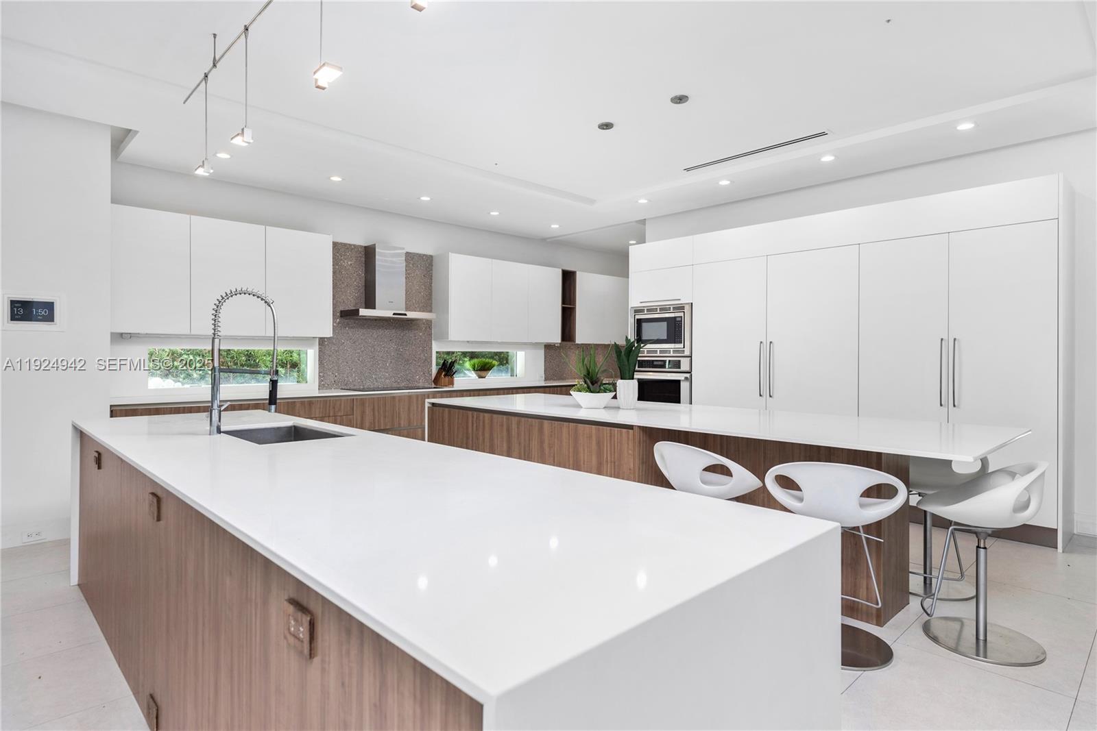 310 SE 11th Ave, Fort Lauderdale FL 33301