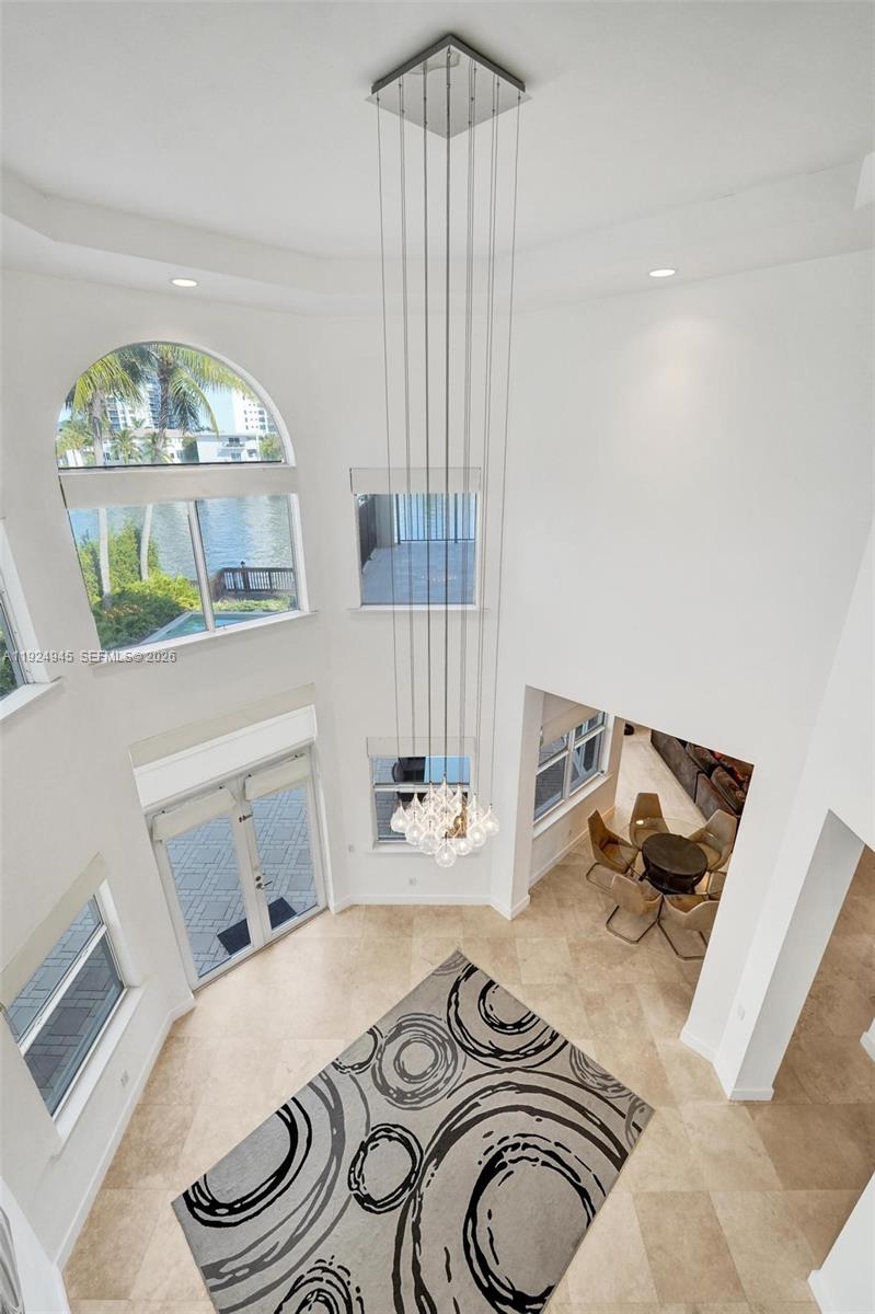 1575 Windjammer Way, Hollywood FL 33019