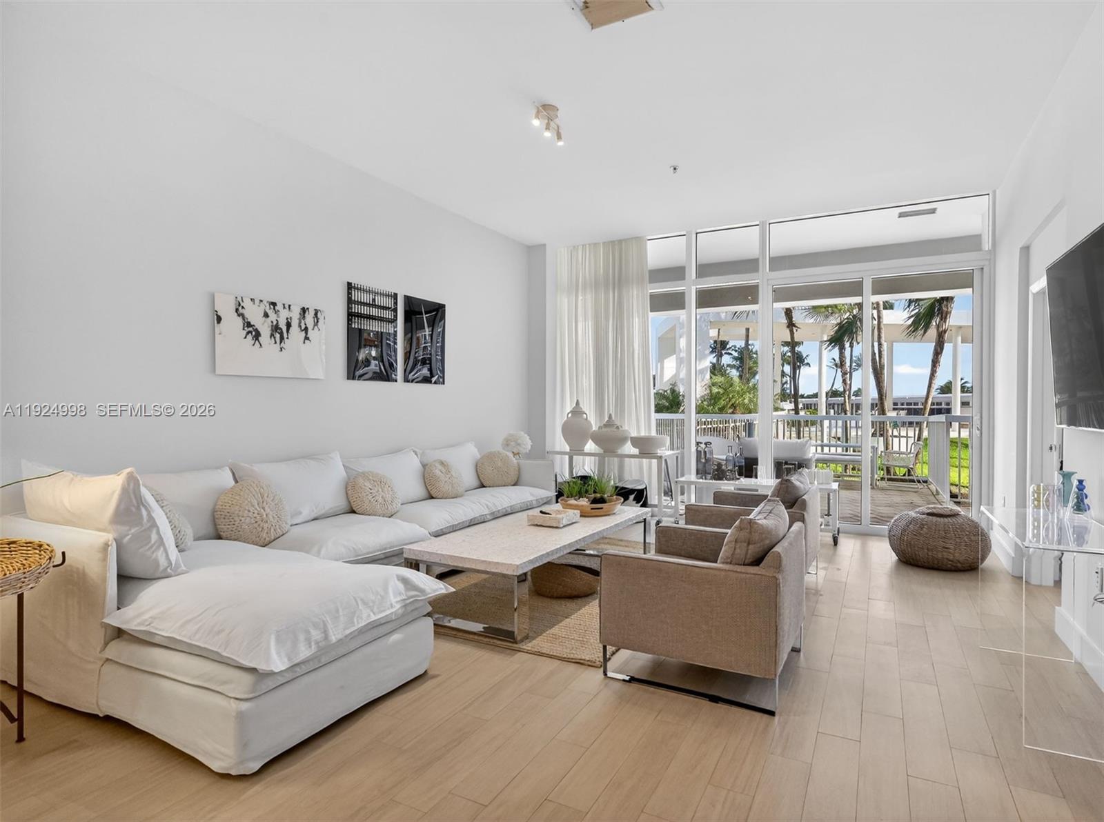 10275 Collins Ave #101, Bal Harbour FL 33154
