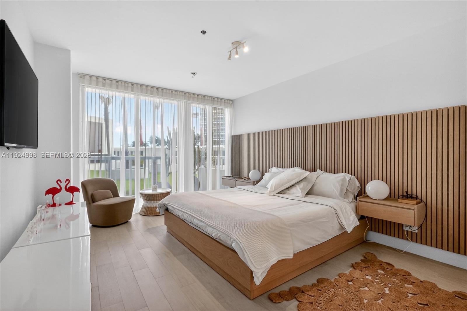 10275 Collins Ave #101, Bal Harbour FL 33154