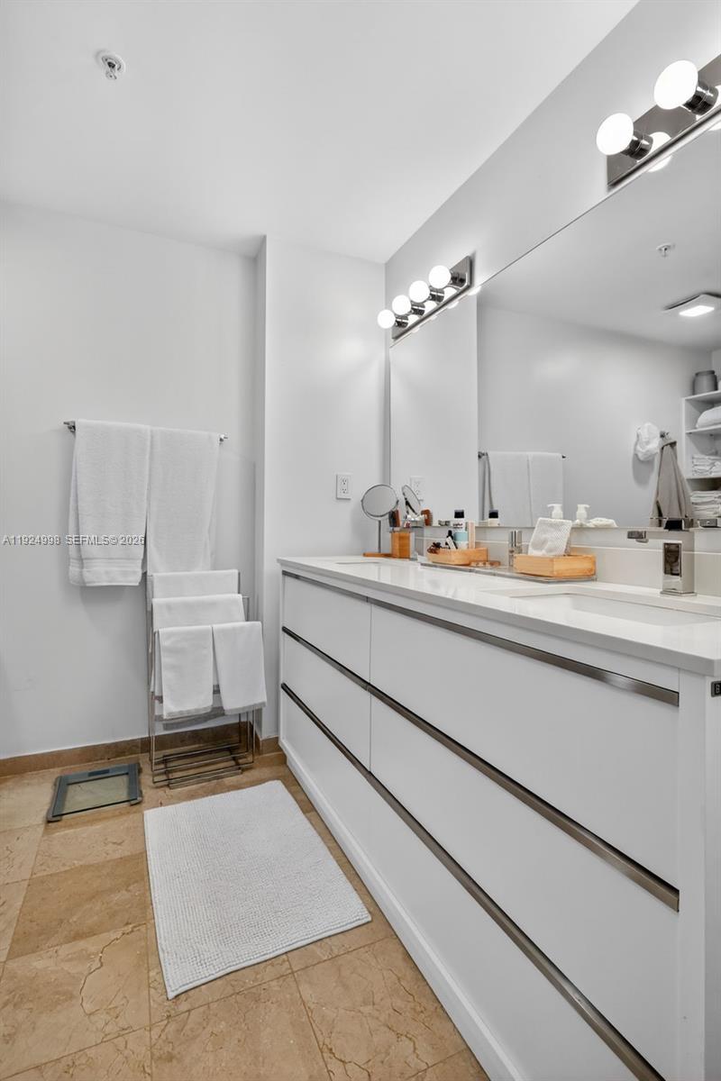 10275 Collins Ave #101, Bal Harbour FL 33154