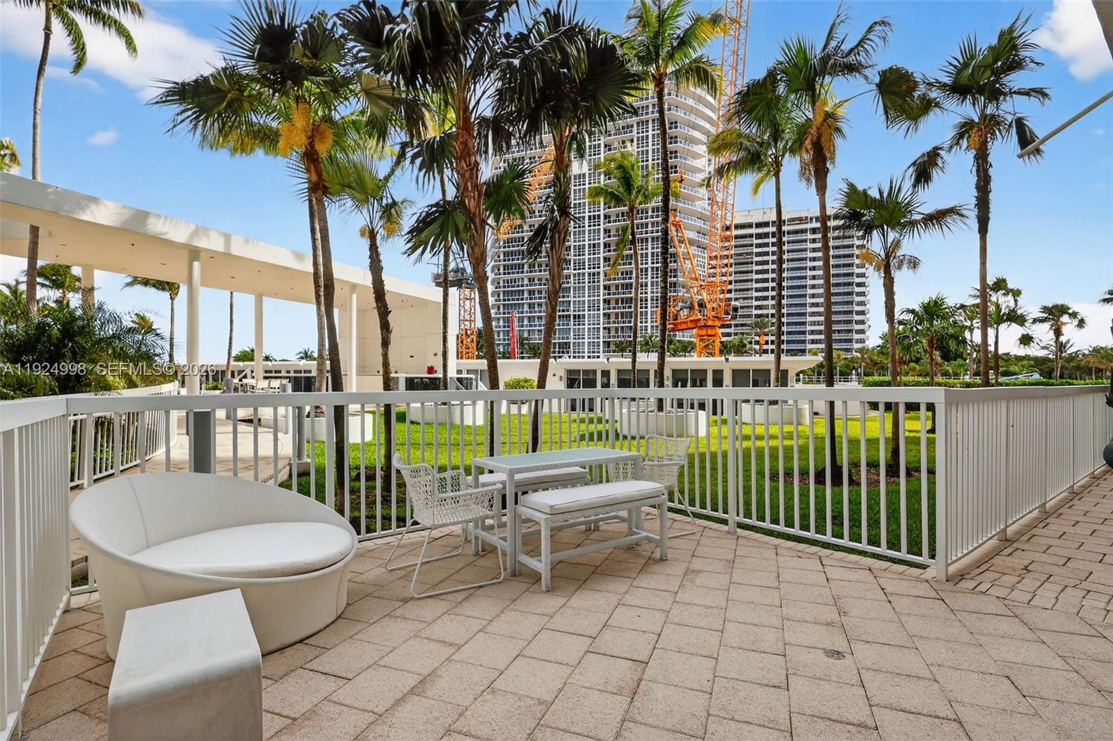 10275 Collins Ave #101, Bal Harbour FL 33154