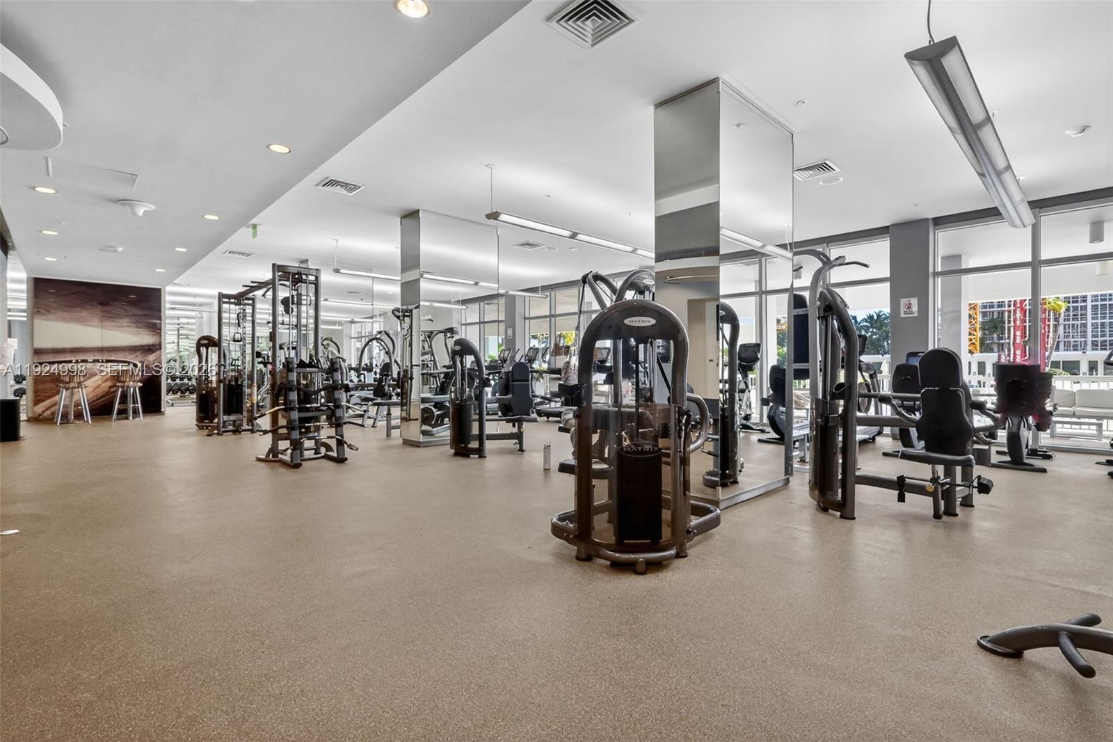 10275 Collins Ave #101, Bal Harbour FL 33154