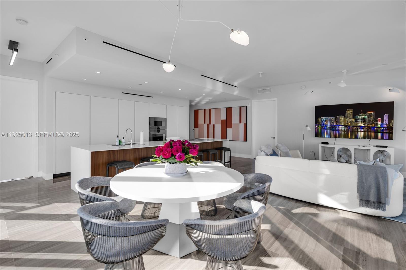 6901 Collins Ave #502, Miami Beach FL 33141