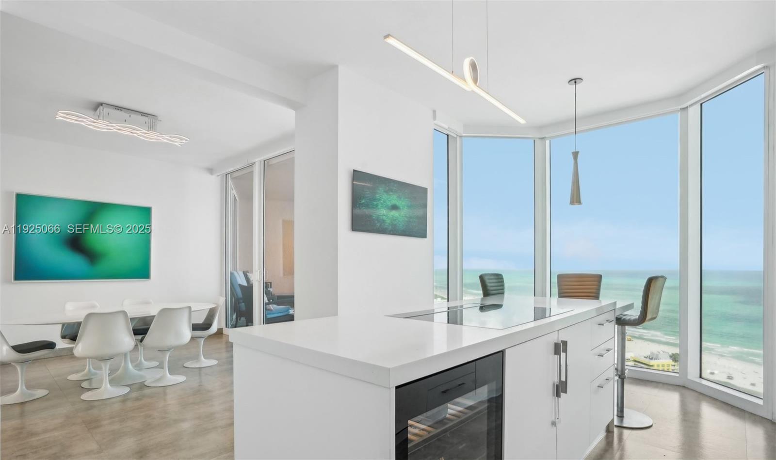 300 S Pointe Dr #3502, Miami Beach FL 33139