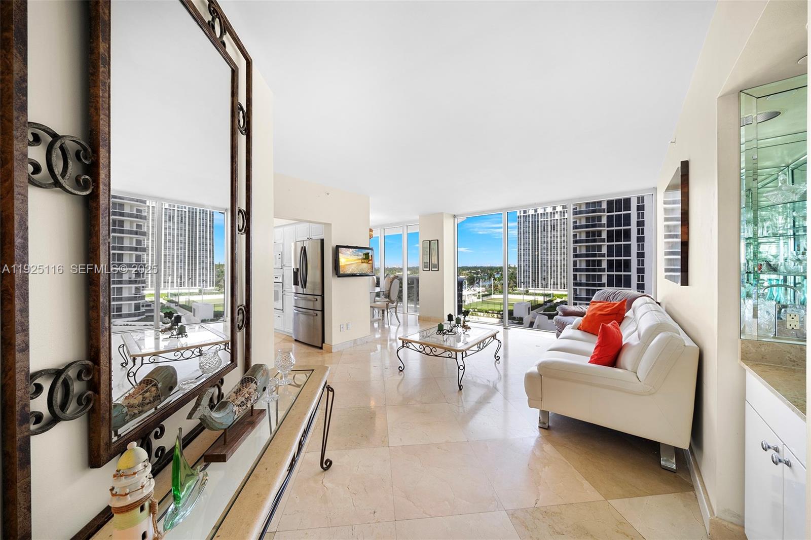 4775 Collins Ave #807, Miami Beach FL 33140