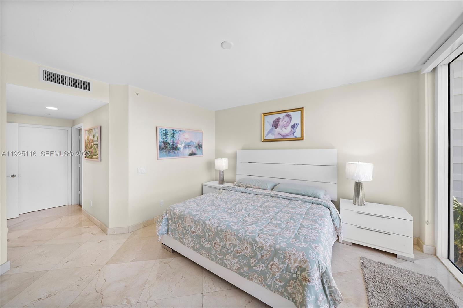 4775 Collins Ave #807, Miami Beach FL 33140