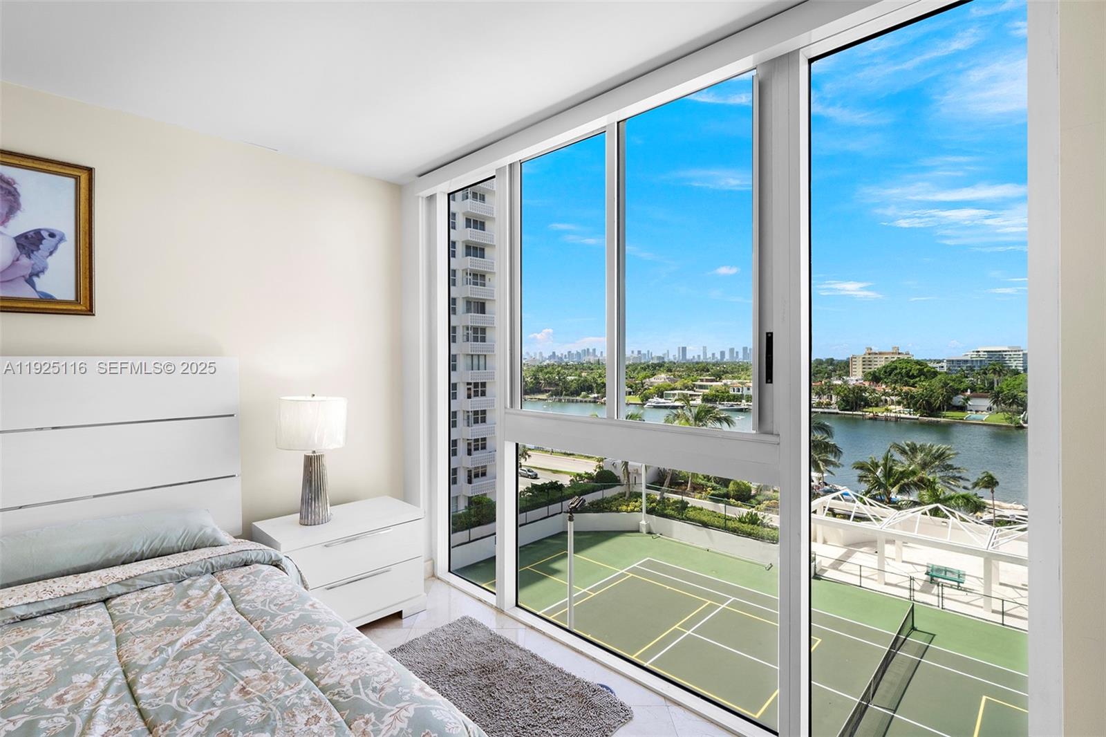 4775 Collins Ave #807, Miami Beach FL 33140