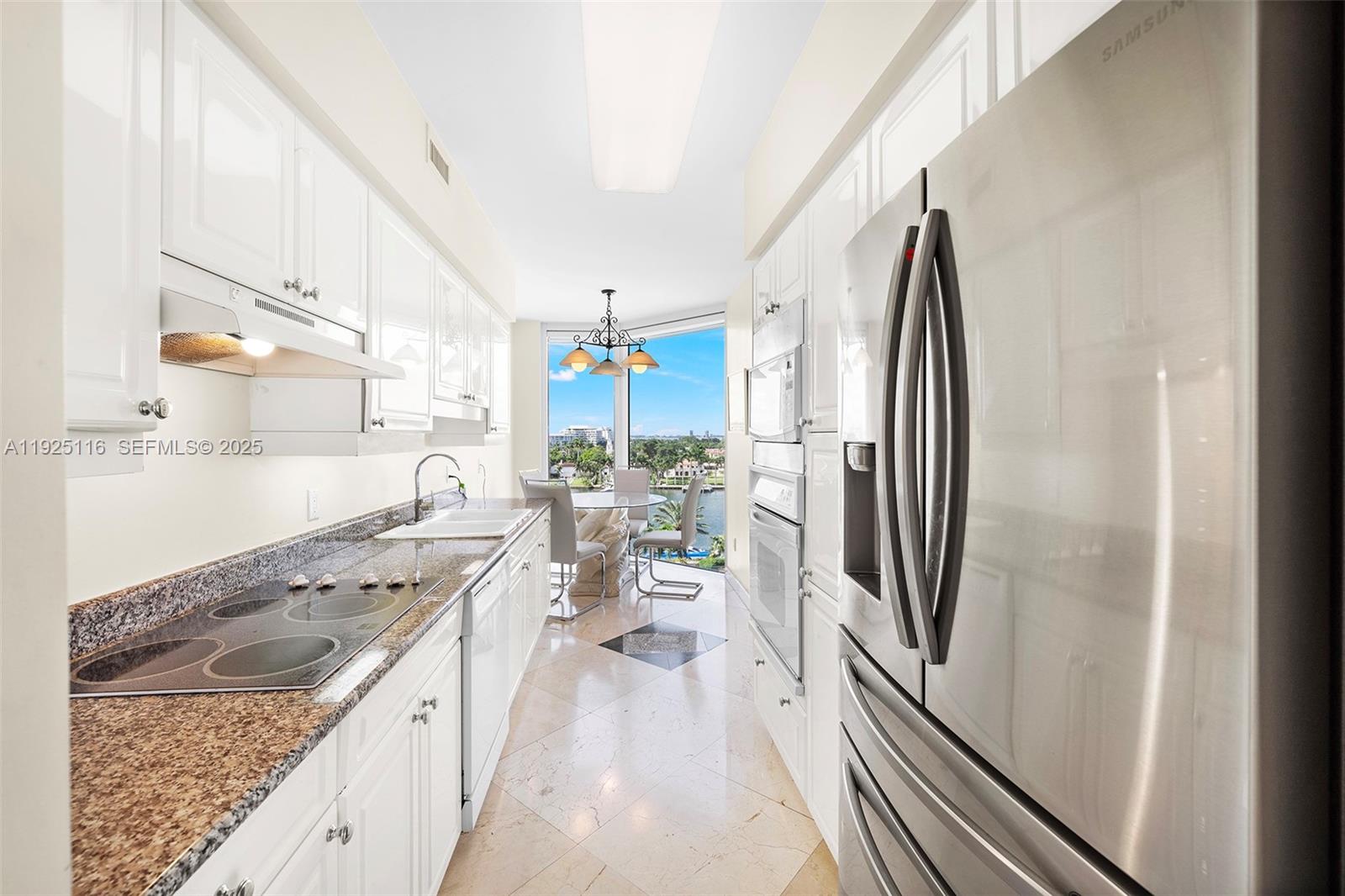 4775 Collins Ave #807, Miami Beach FL 33140