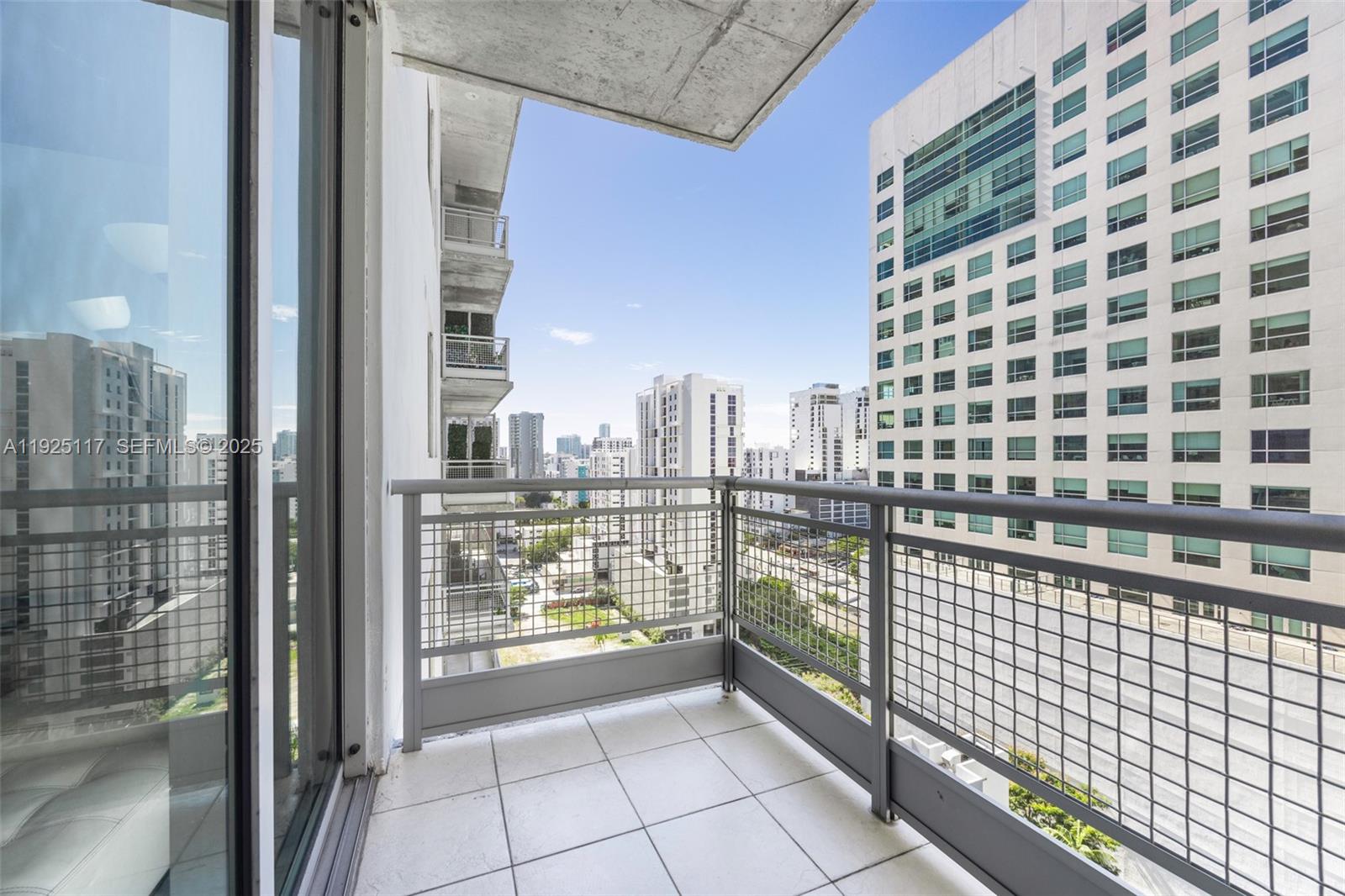 690 SW 1st Ct #1830, Miami FL 33130