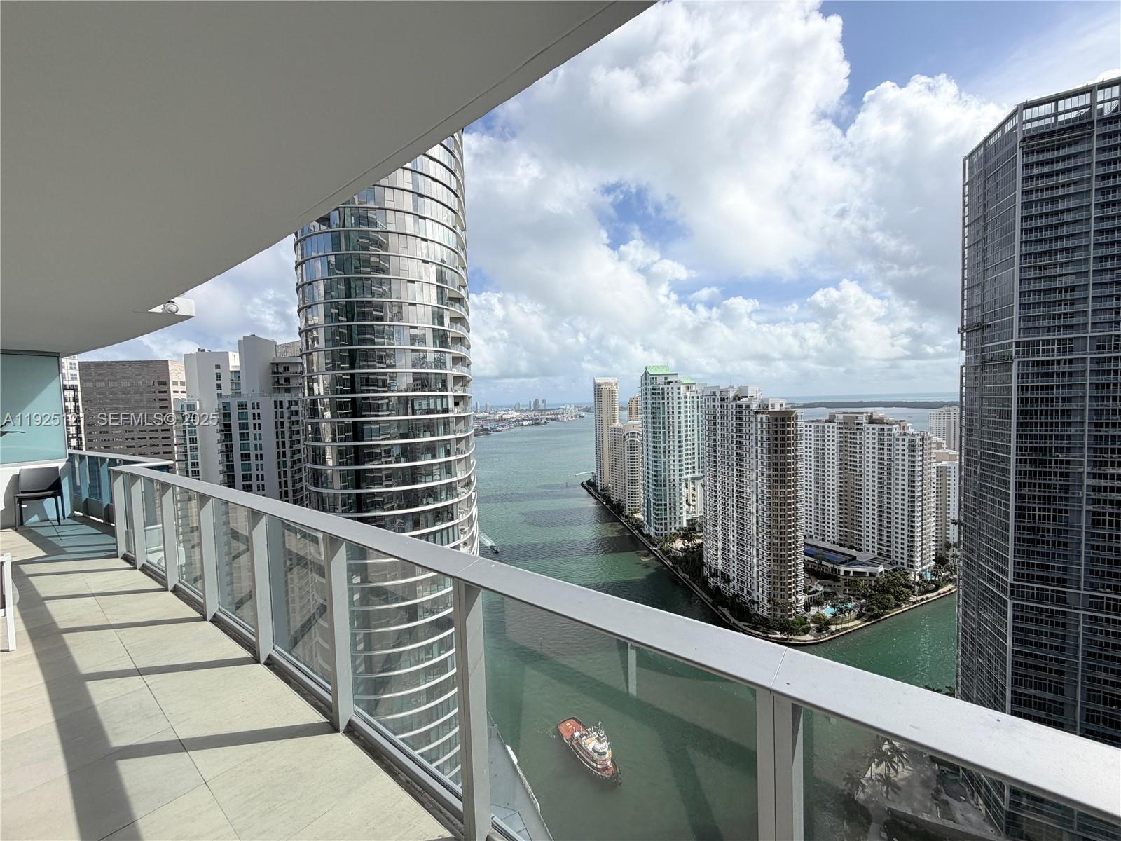 200 Biscayne Boulevard Way #4007, Miami FL 33131