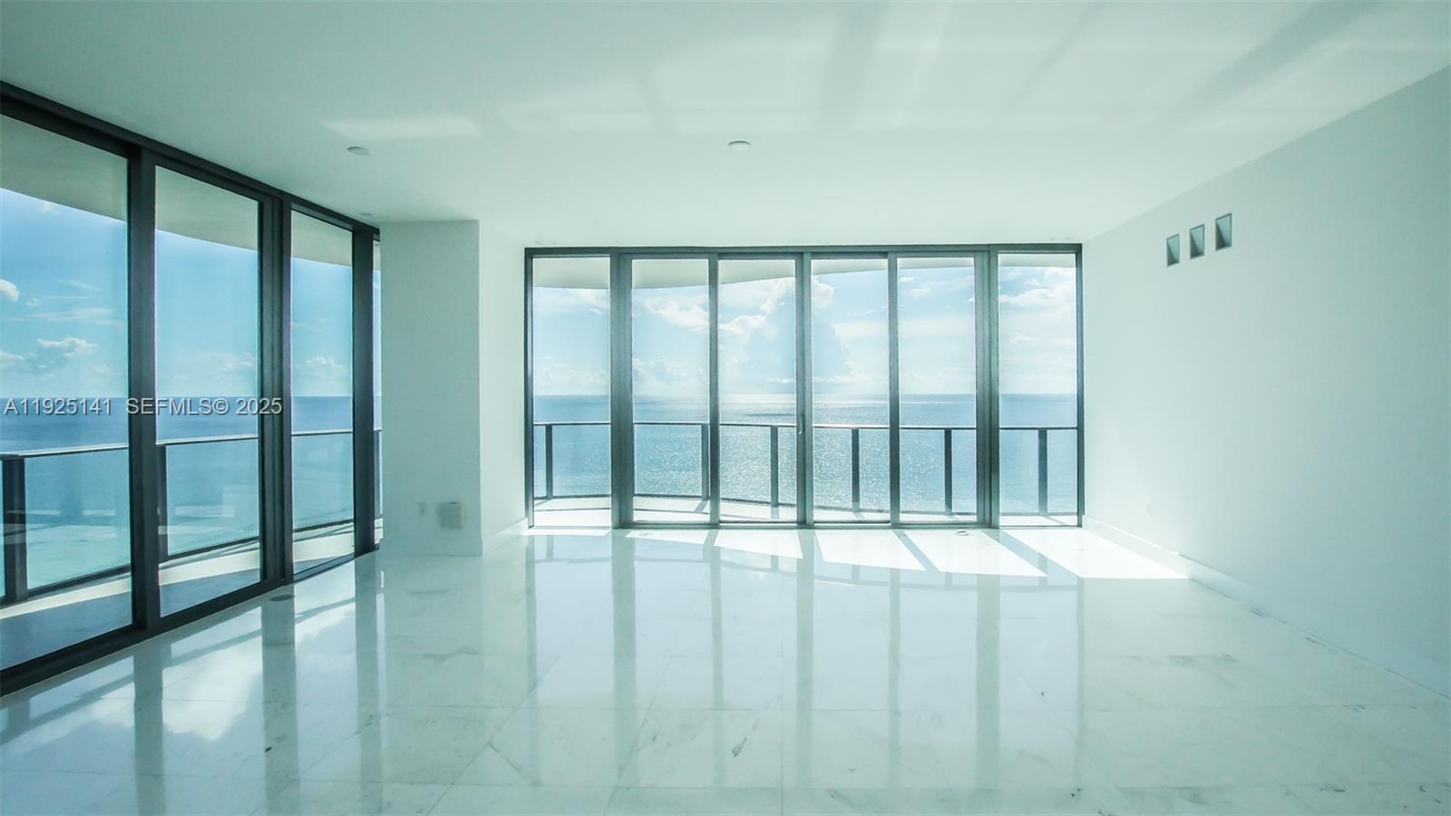19575 COLLINS AV #19, Sunny Isles Beach FL 33160