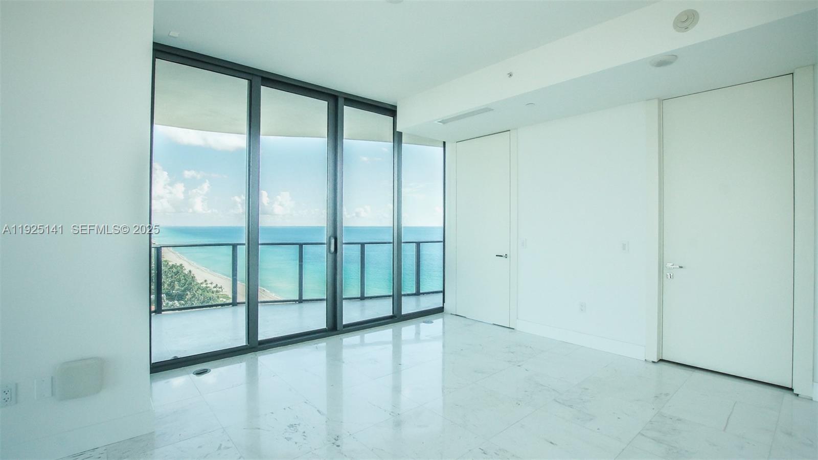 19575 COLLINS AV #19, Sunny Isles Beach FL 33160