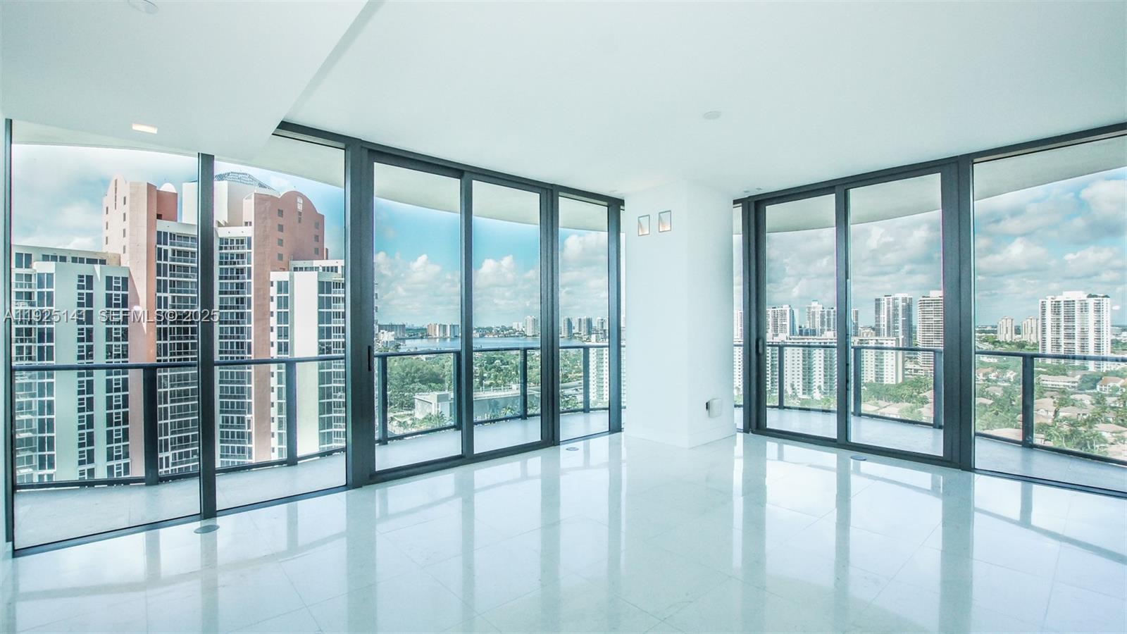 19575 COLLINS AV #19, Sunny Isles Beach FL 33160