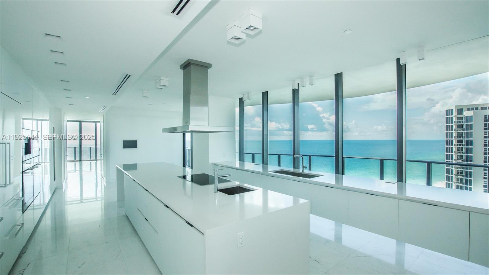 19575 COLLINS AV #19, Sunny Isles Beach FL 33160