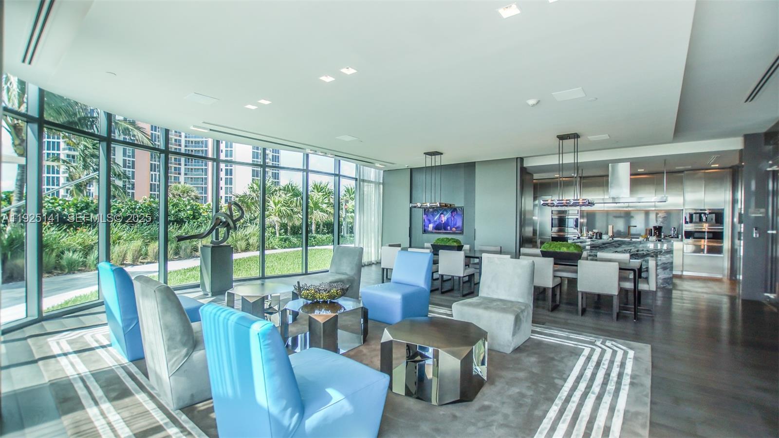 19575 COLLINS AV #19, Sunny Isles Beach FL 33160
