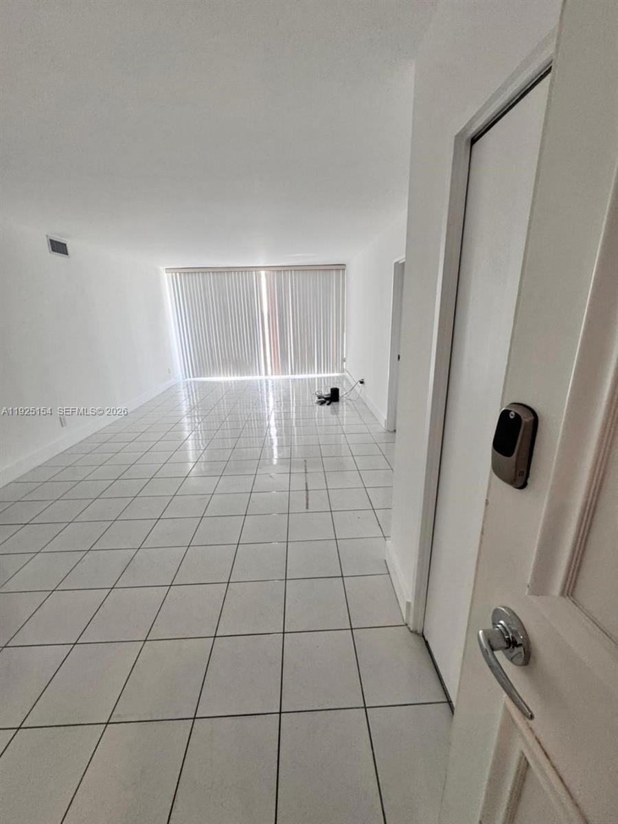 5161 Collins Ave #1108, Miami Beach FL 33140