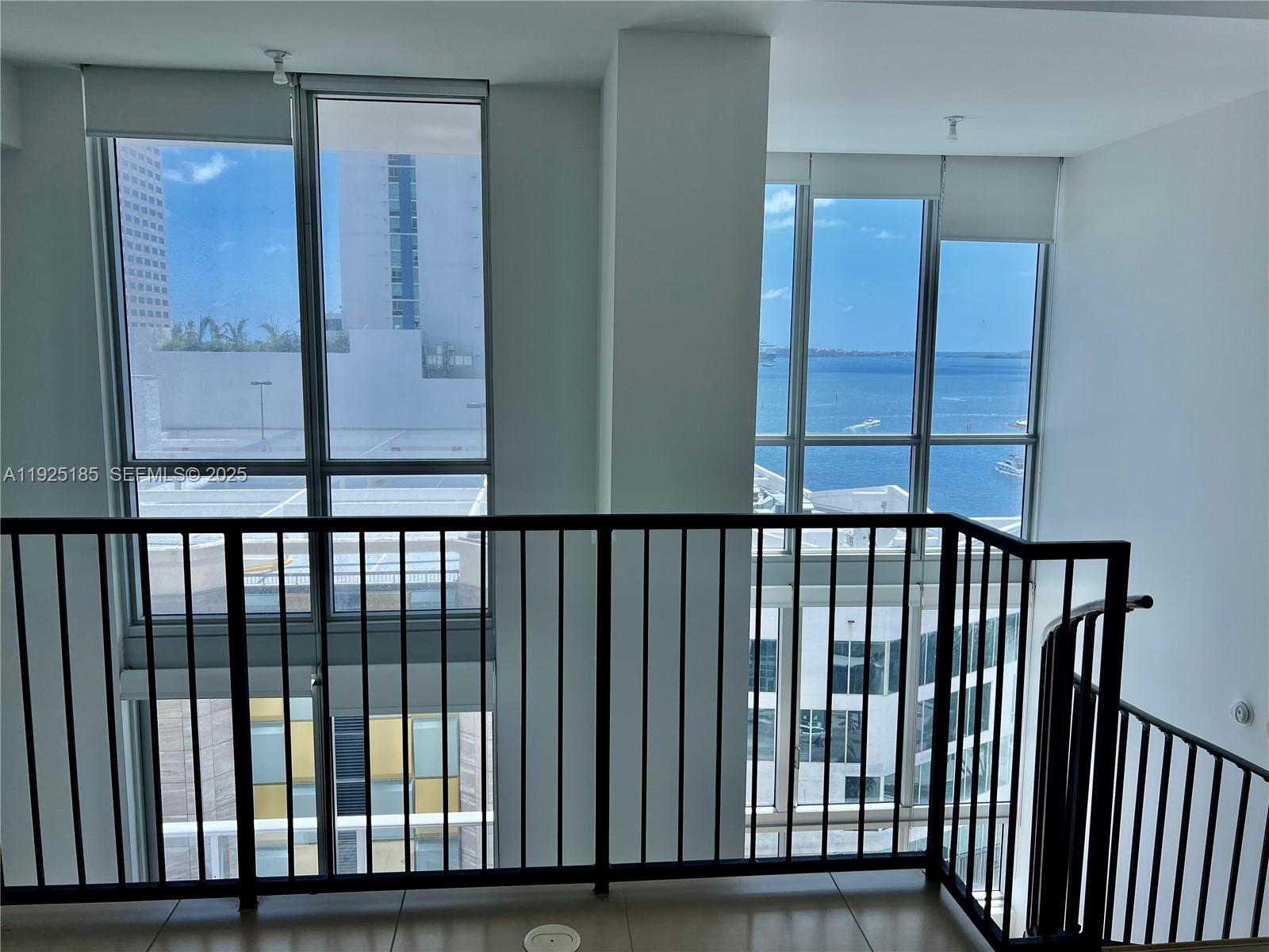 300 S Biscayne Blvd #Loft 1028, Miami FL 33131