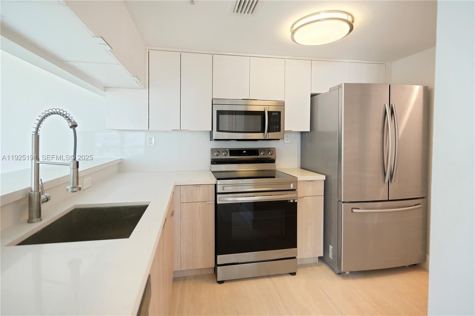 650 West Ave #1404, Miami Beach FL 33139