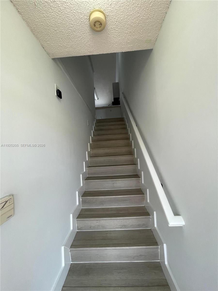 3375 W 76th St #211, Hialeah FL 33018
