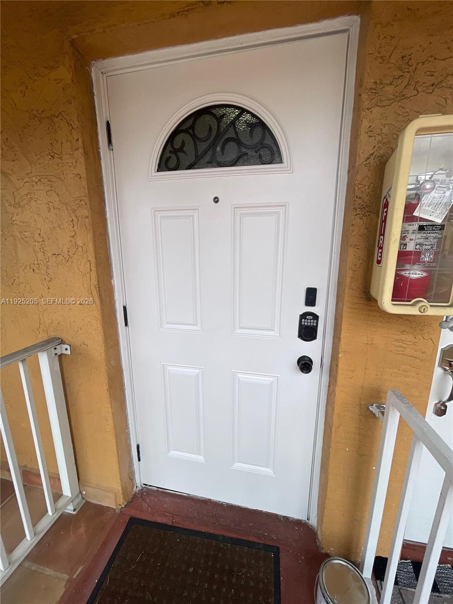 3375 W 76th St #211, Hialeah FL 33018