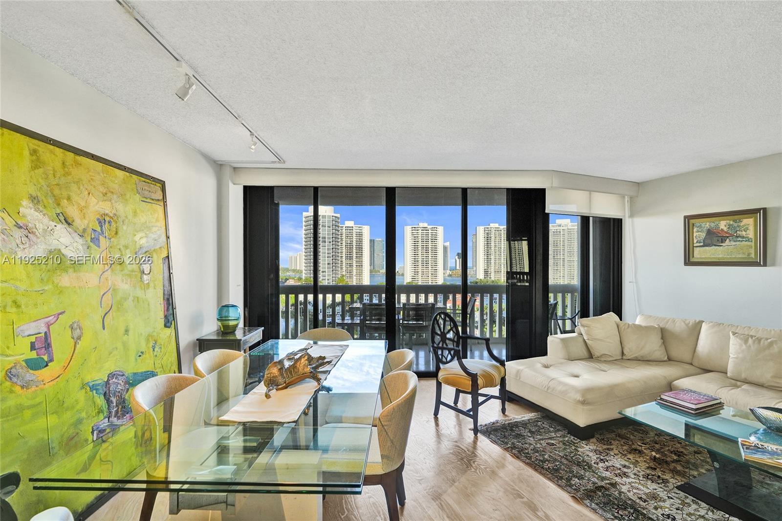1000 E Island Blvd #1608, Aventura FL 33160