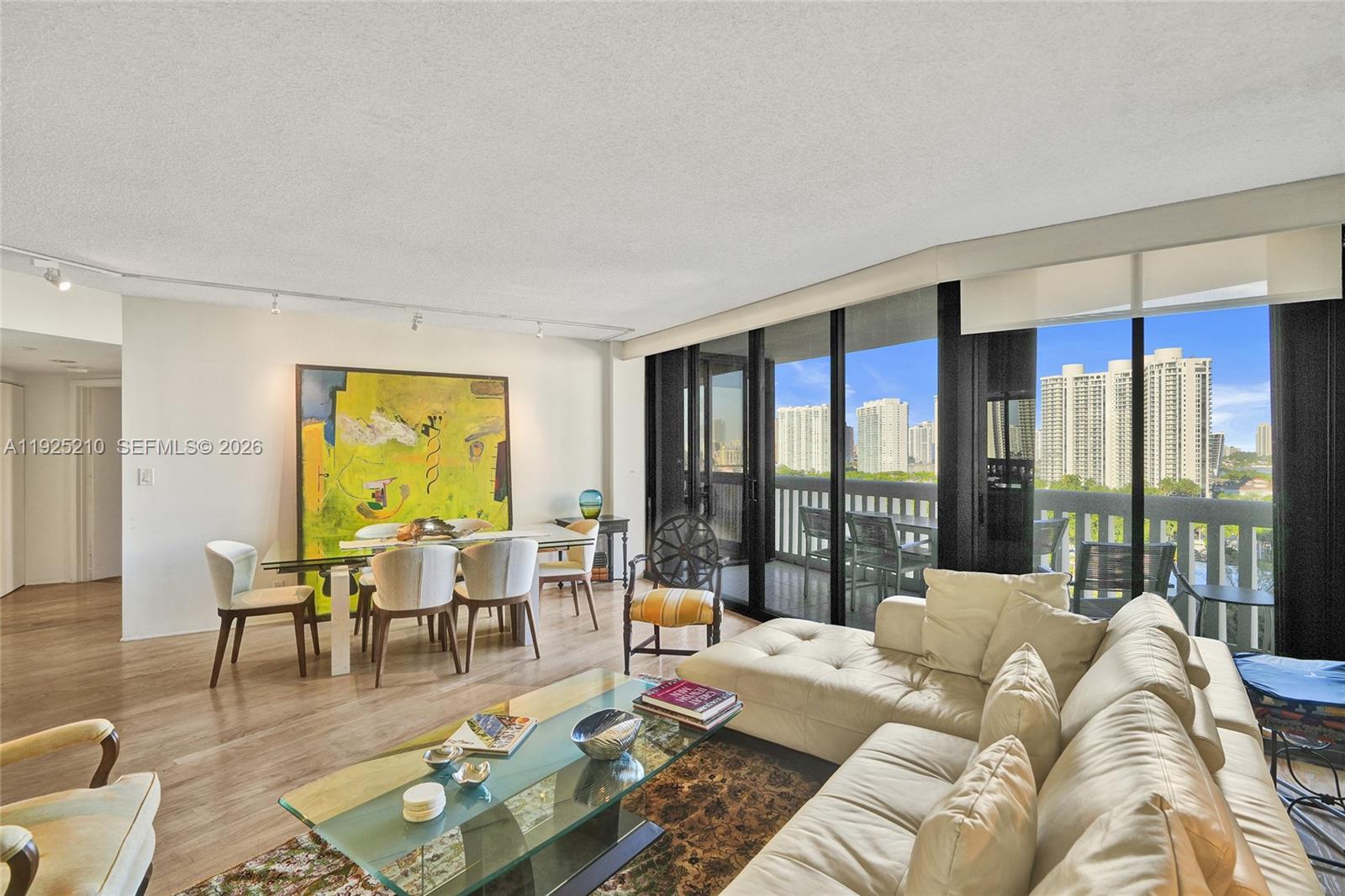 1000 E Island Blvd #1608, Aventura FL 33160