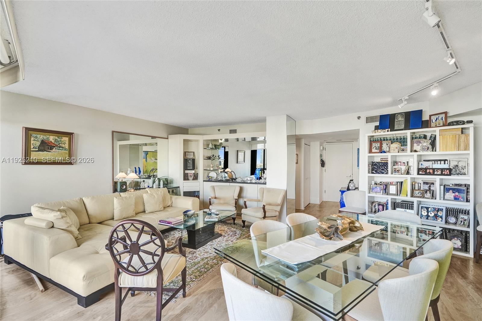 1000 E Island Blvd #1608, Aventura FL 33160