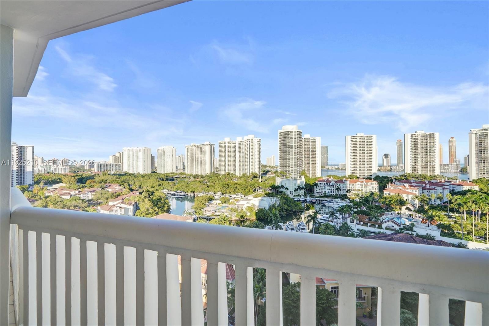 1000 E Island Blvd #1608, Aventura FL 33160
