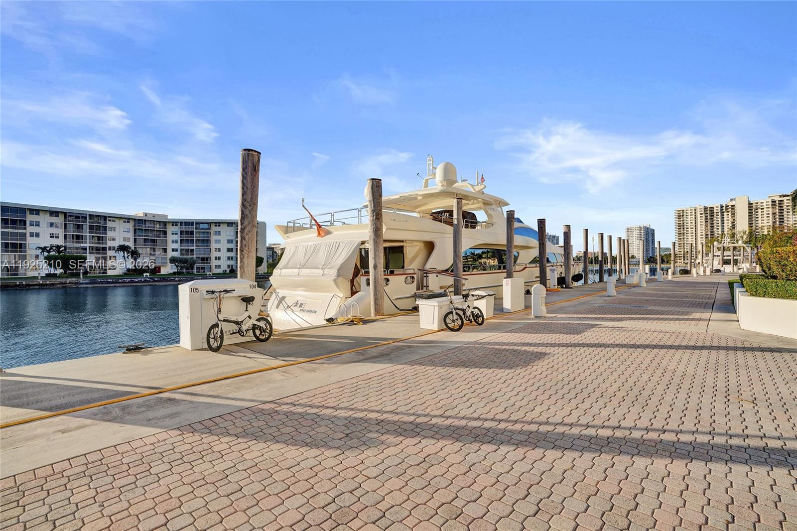 1000 E Island Blvd #1608, Aventura FL 33160